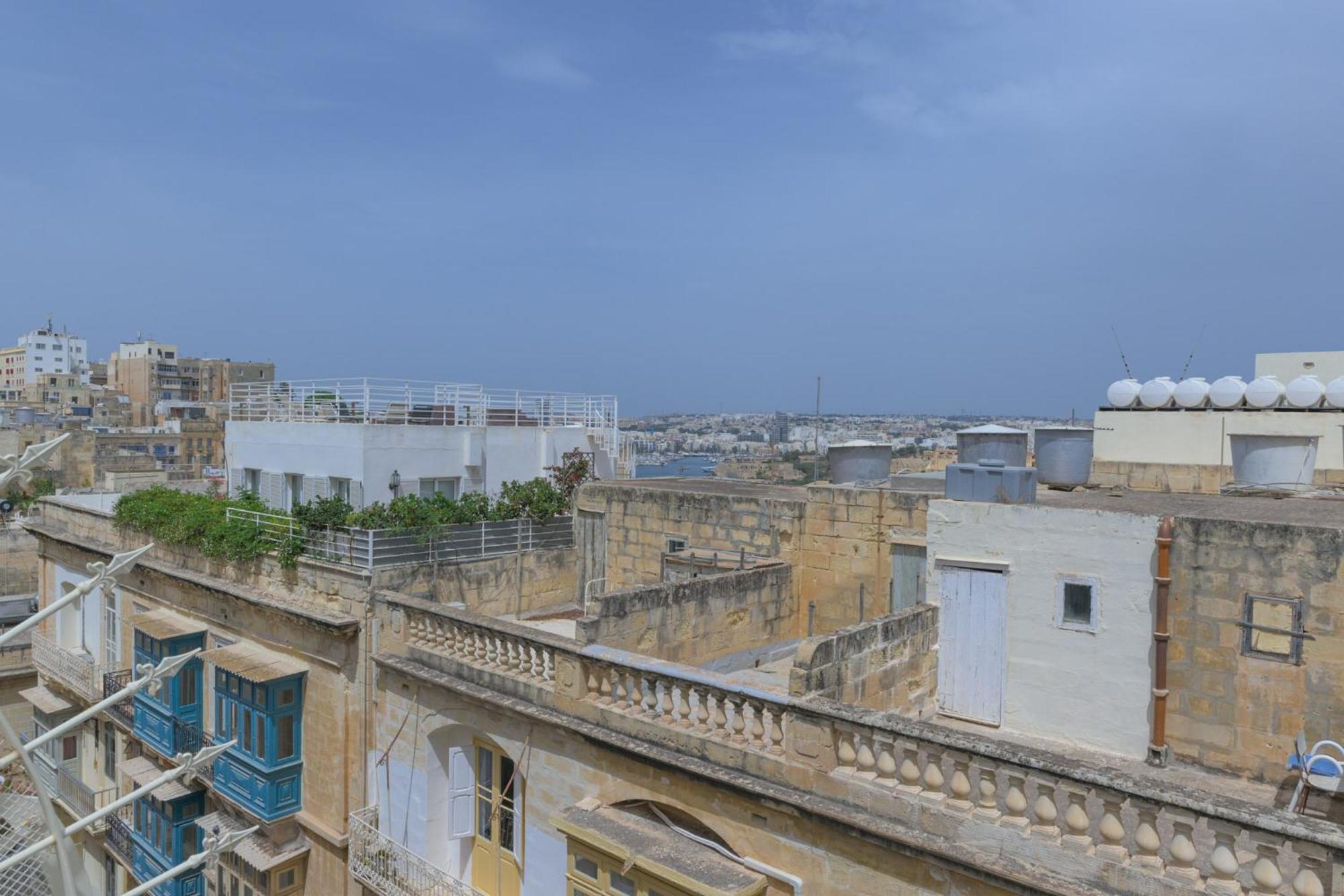 New 1 Bedroom Apartment In Valletta City Centre With Terrace And Views Екстериор снимка