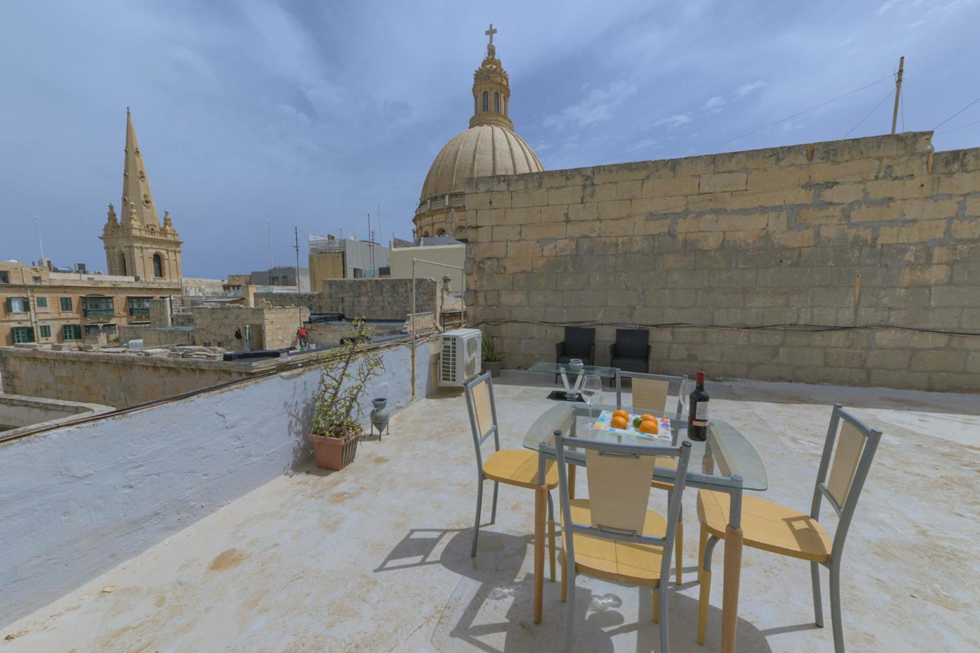 New 1 Bedroom Apartment In Valletta City Centre With Terrace And Views Екстериор снимка