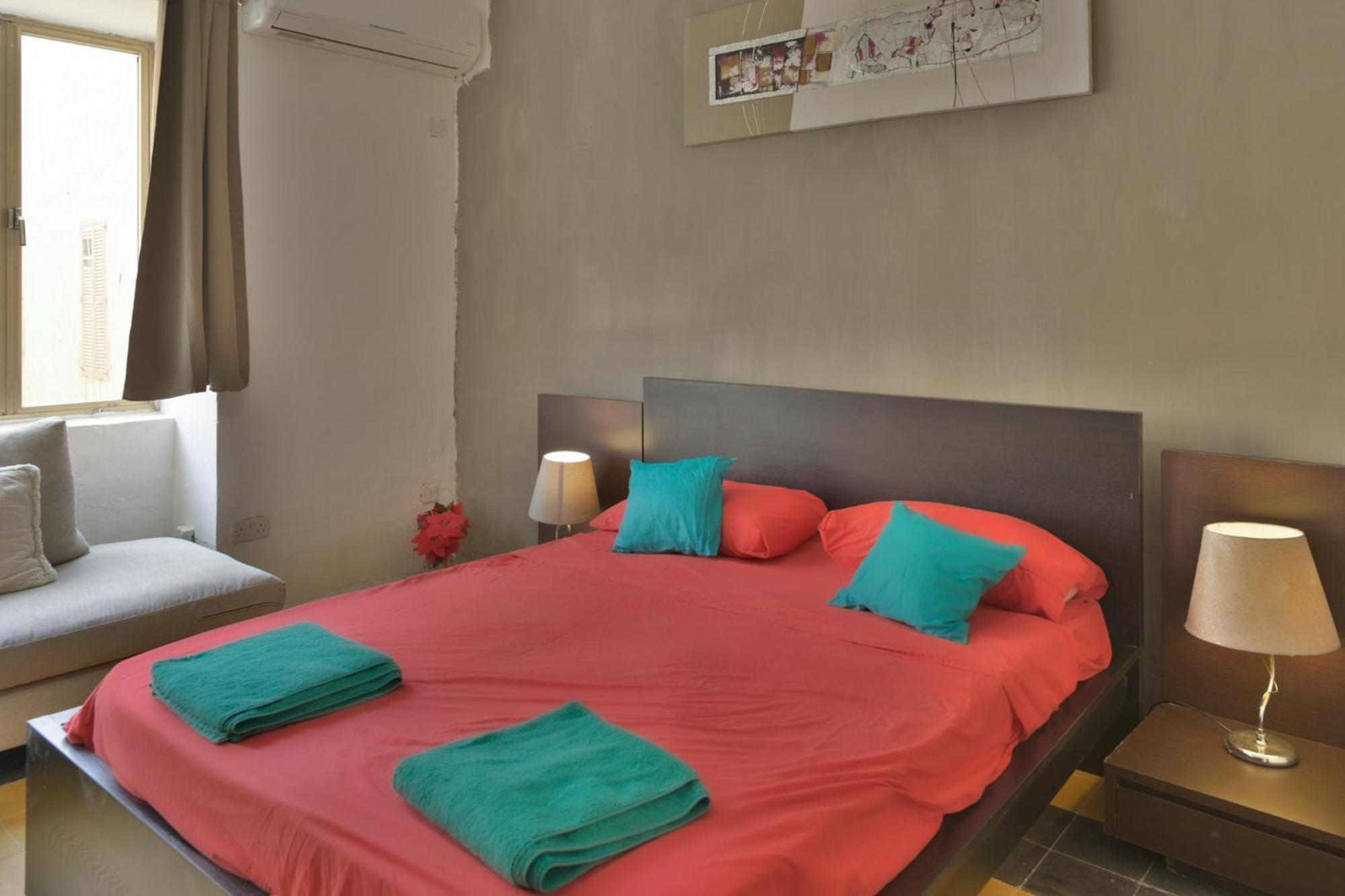 New 1 Bedroom Apartment In Valletta City Centre With Terrace And Views Екстериор снимка